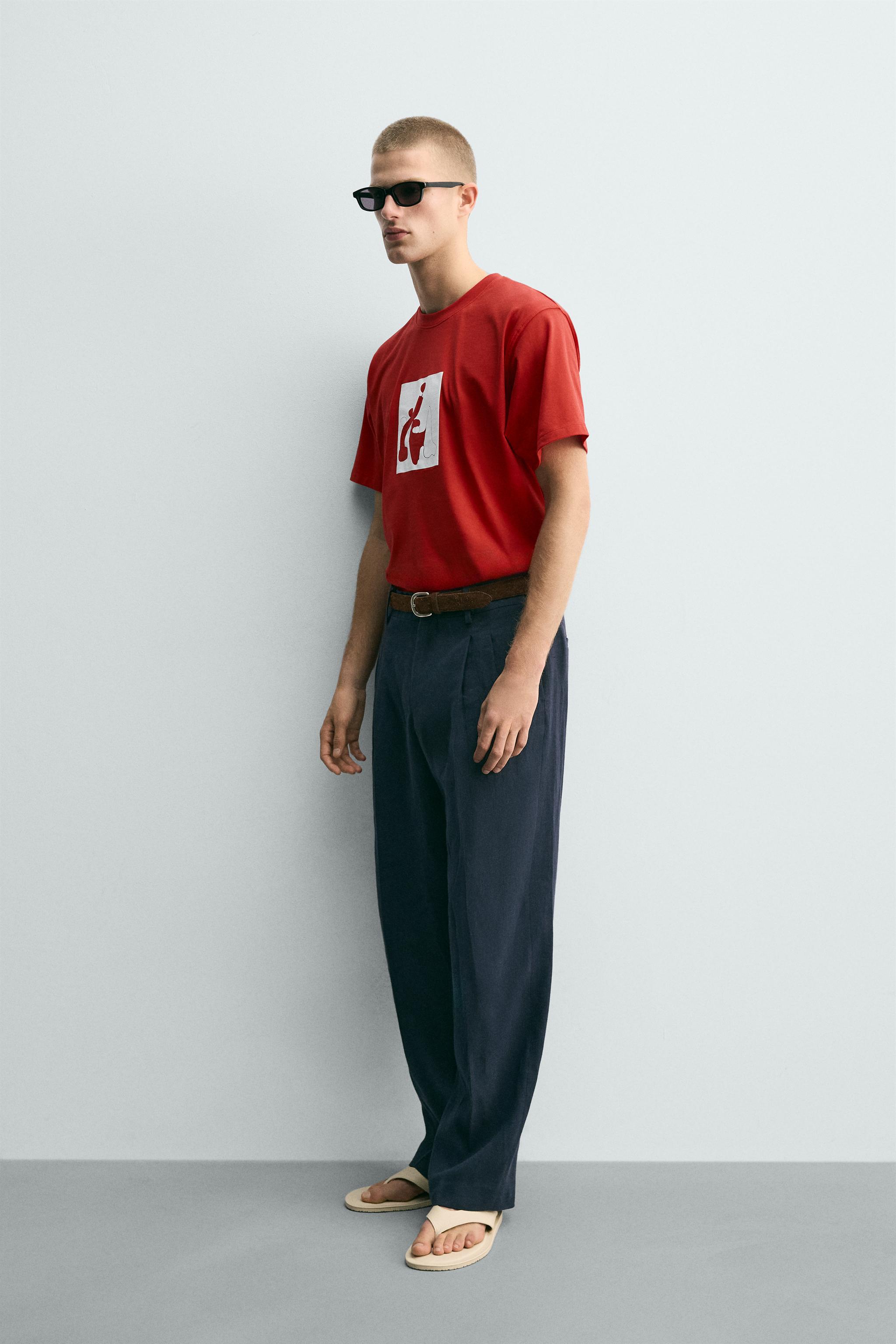 CONTRAST GRAPHIC T-SHIRT